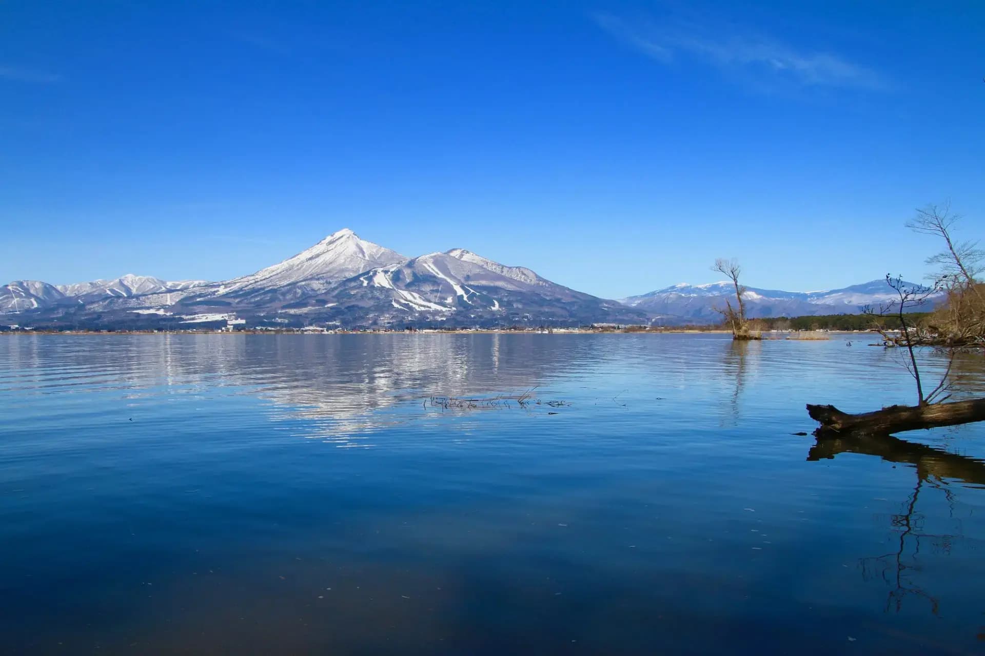 【日本東北】夏綠物語・銀山溫泉・山形鐵道・會津若松城・大內宿・五色沼・採果|無購物、無自理餐